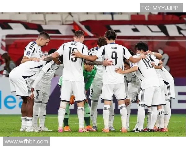 町田队与浦和红砖的激烈对决展现足球魅力与团队精神的精彩瞬间